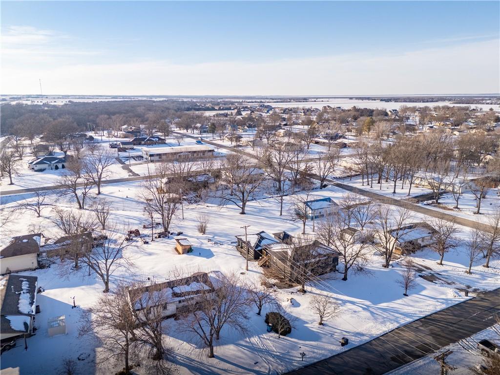 716 Shea Street Burlington, KS 66839 - Photo 16 of 40