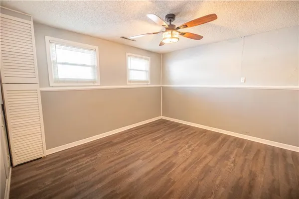 $244,000 | 716 Shea Street, Burlington, KS 66839