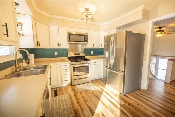 $244,000 | 716 Shea Street, Burlington, KS 66839