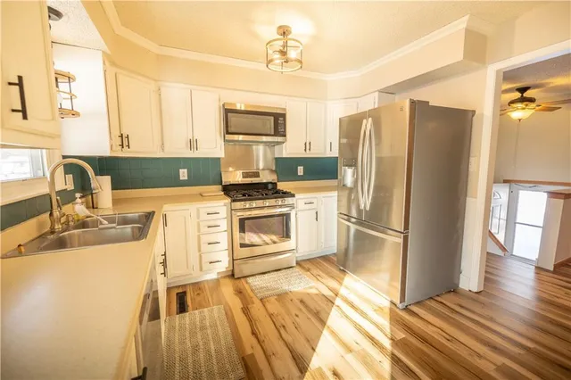 $249,000 | 716 Shea Street, Burlington, KS 66839