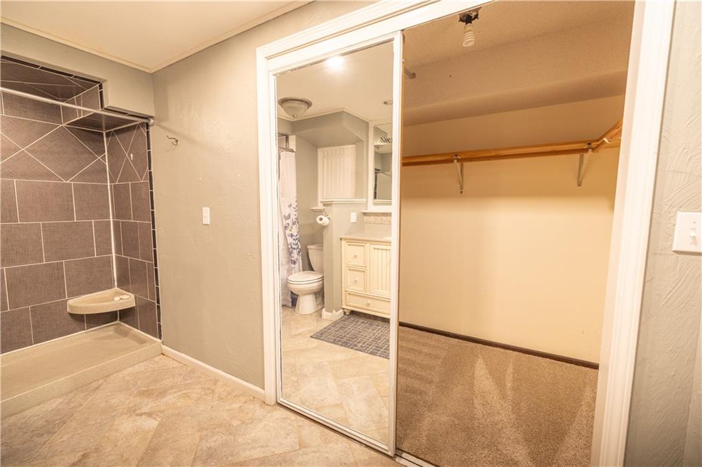 716 Shea Street Burlington, KS 66839 - Photo 33 of 40