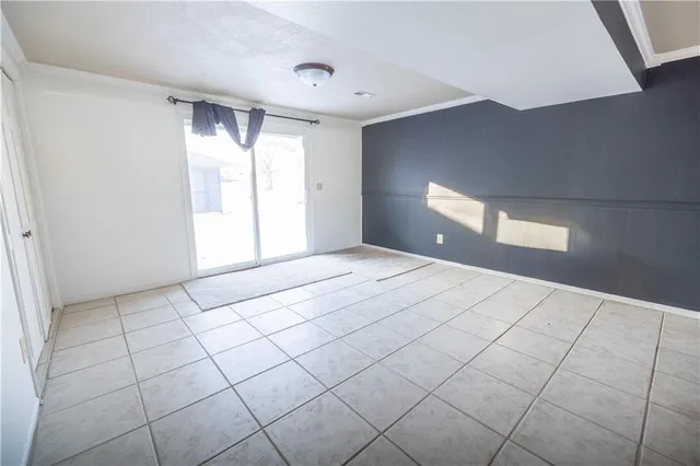 $249,000 | 716 Shea Street, Burlington, KS 66839