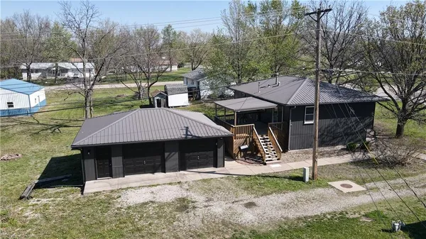 $244,000 | 716 Shea Street, Burlington, KS 66839