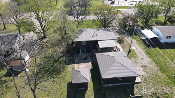 $244,000 | 716 Shea Street, Burlington, KS 66839