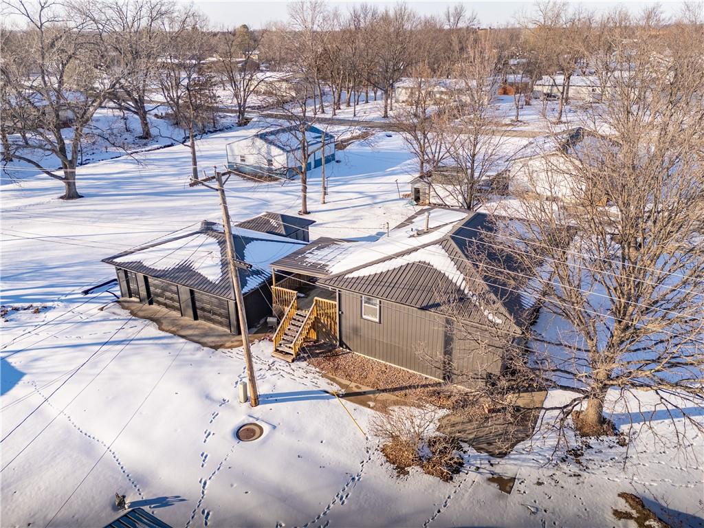 716 Shea Street Burlington, KS 66839 - Photo 9 of 40