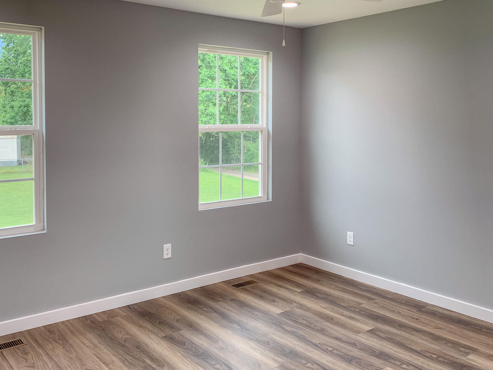 268 Palm Street Whitwell, TN 37397 - Photo 8 of 15 IMG_2105 2