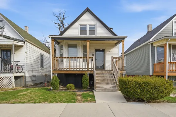 $224,900 | 1414 West 73rd Place, Chicago, IL 60636