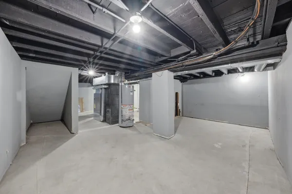 $224,900 | 1414 West 73rd Place, Chicago, IL 60636