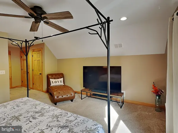 $1,250,000 | 971 Fork Run Trail, McHenry, MD 21541