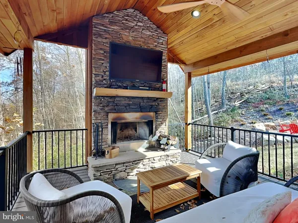 $1,250,000 | 971 Fork Run Trail, McHenry, MD 21541