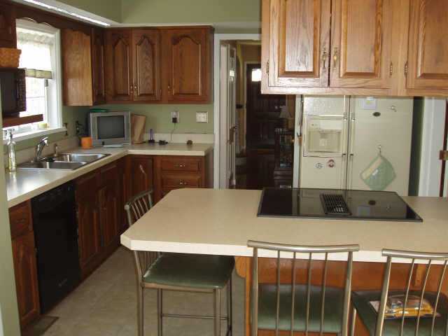 945 Vernon Road Bexley, OH 43209 - Photo 2 of 5