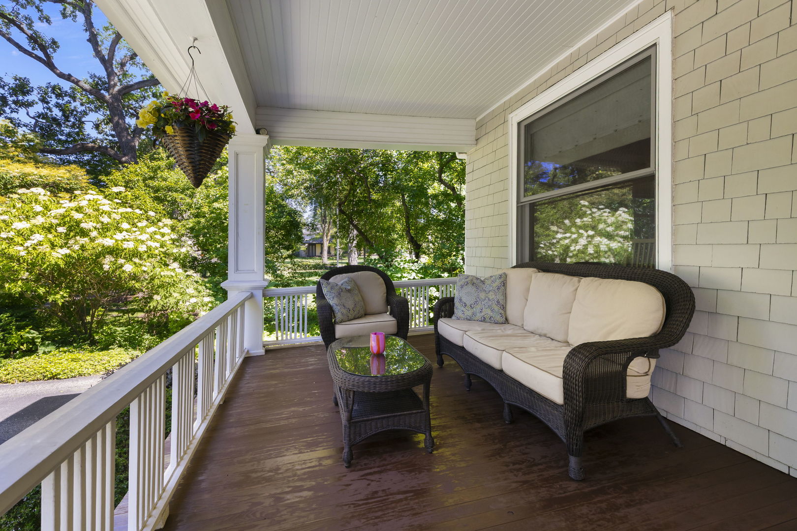 412 Cumnor Road Kenilworth, IL 60043 - Photo 3 of 45