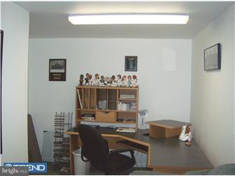 2759 Maxwell Street Philadelphia, PA 19136 - Photo 9 of 12 Office / Study