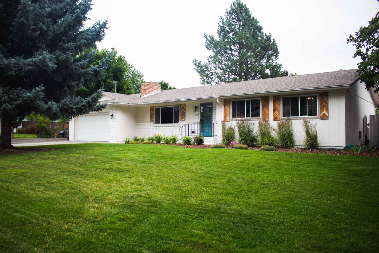 3515 South Woodward Road Spokane Valley, WA 99206 - Photo 1 of 20 Gallery Image 1