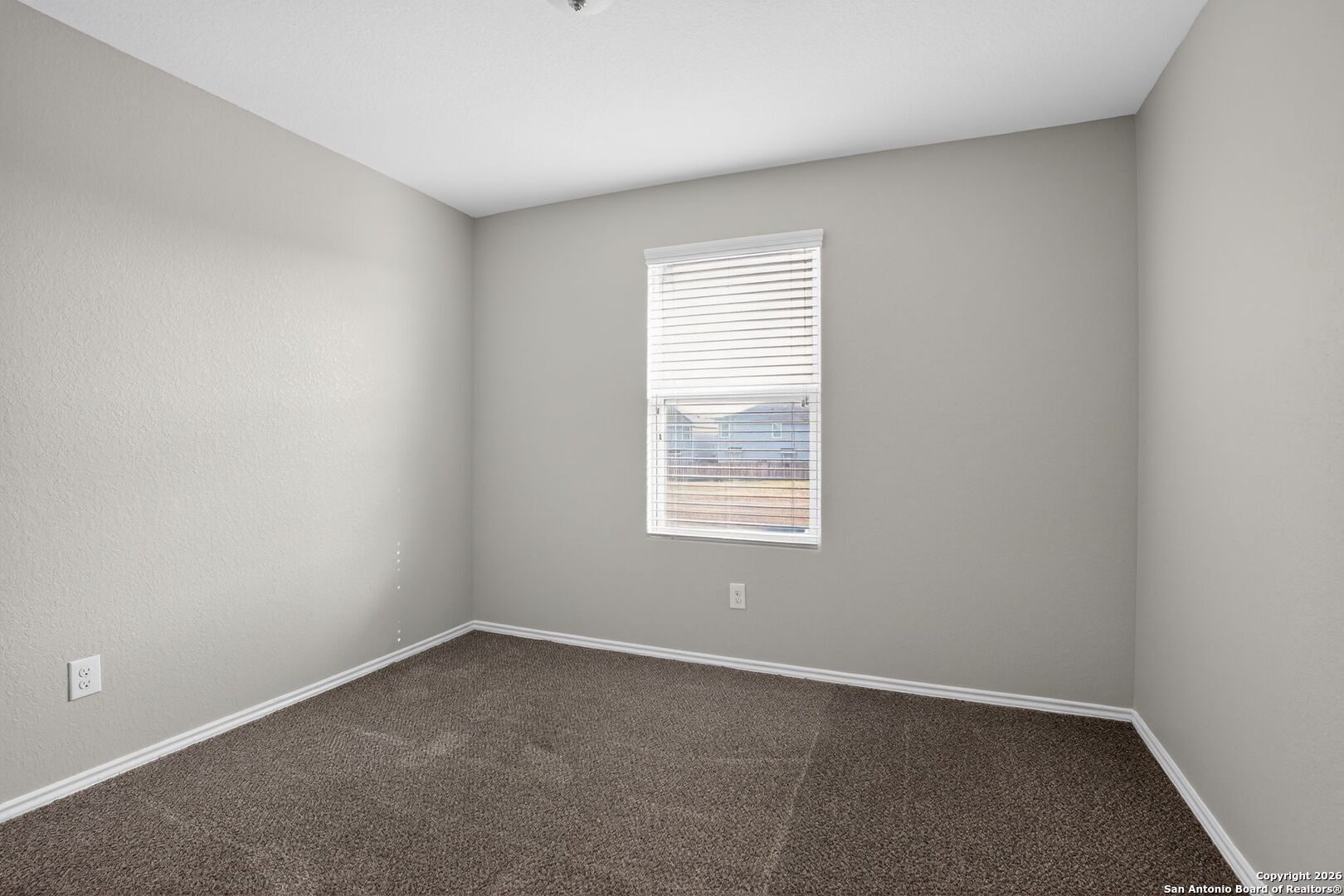 9515 Apple Ridge Lane San Antonio, TX 78239 - Photo 15 of 31