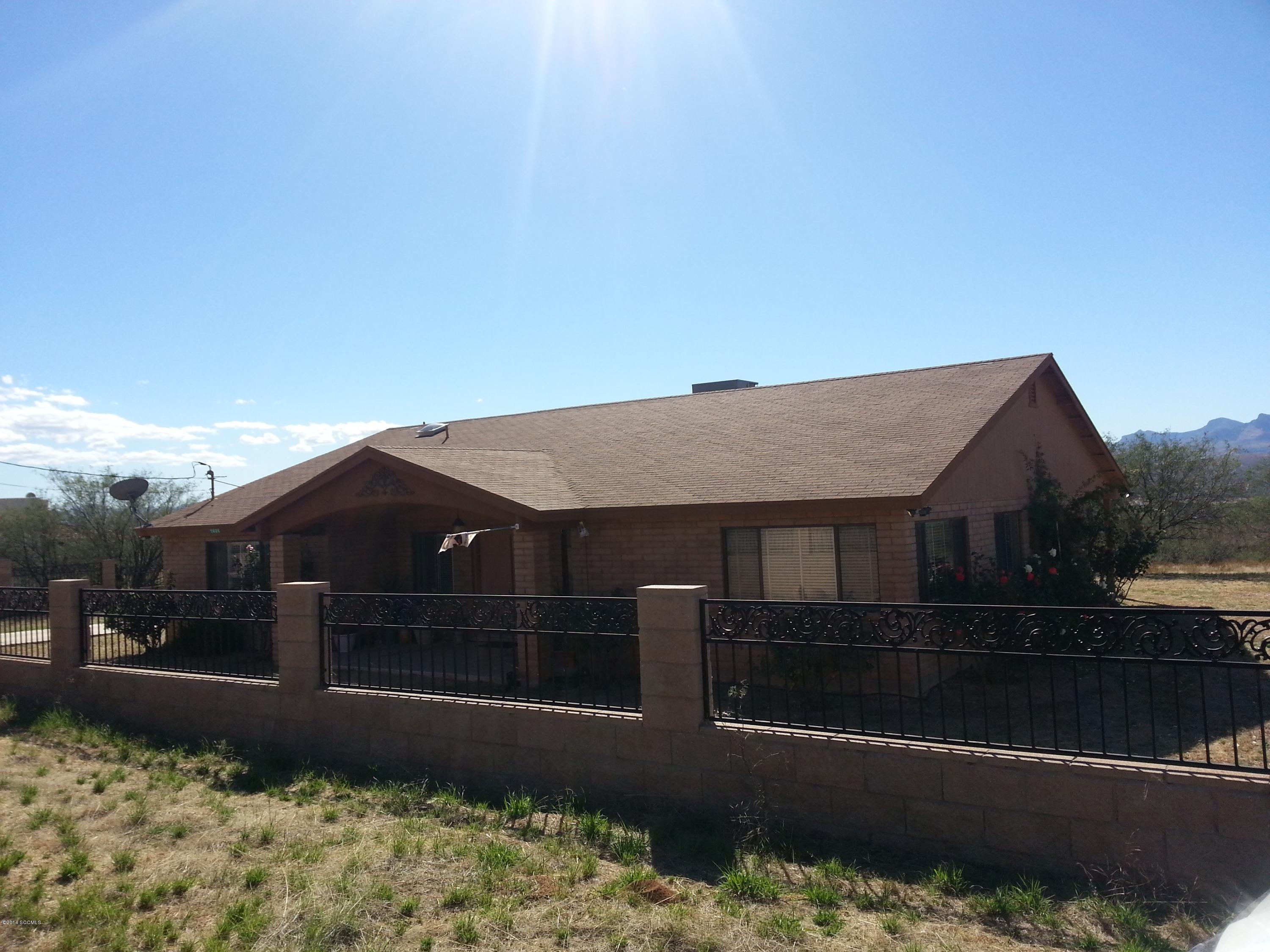 1426 Alisa Court Rio Rico, AZ 85648 - Photo 3 of 20