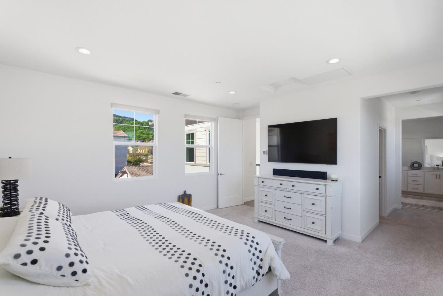 1325 Hernandez Way Gilroy, CA 95020 - Photo 19 of 31