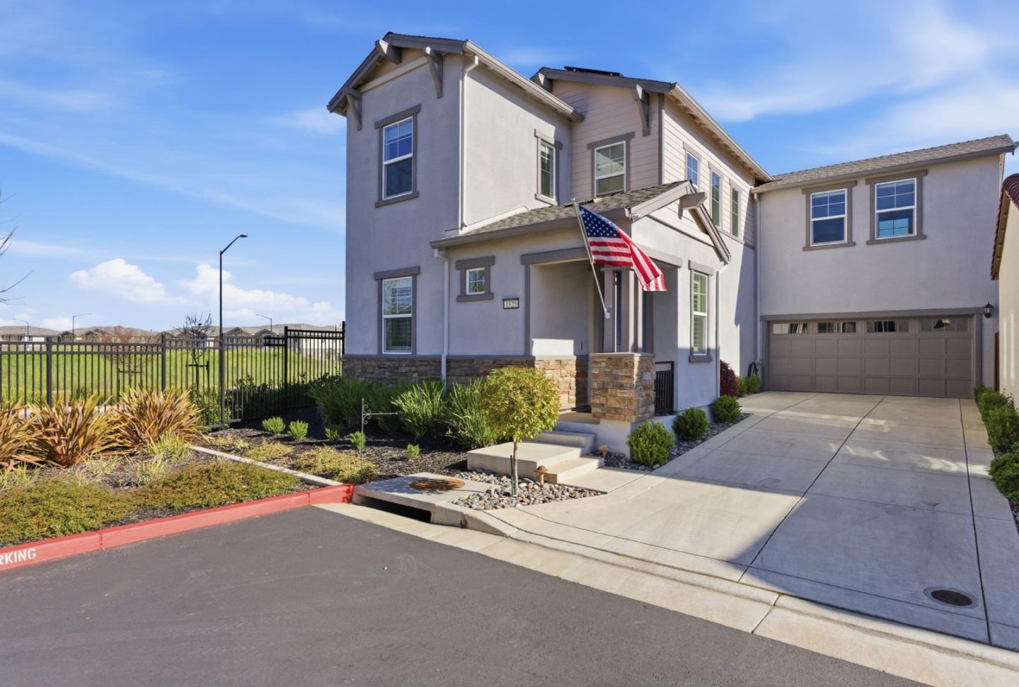 1325 Hernandez Way Gilroy, CA 95020 - Photo 2 of 31