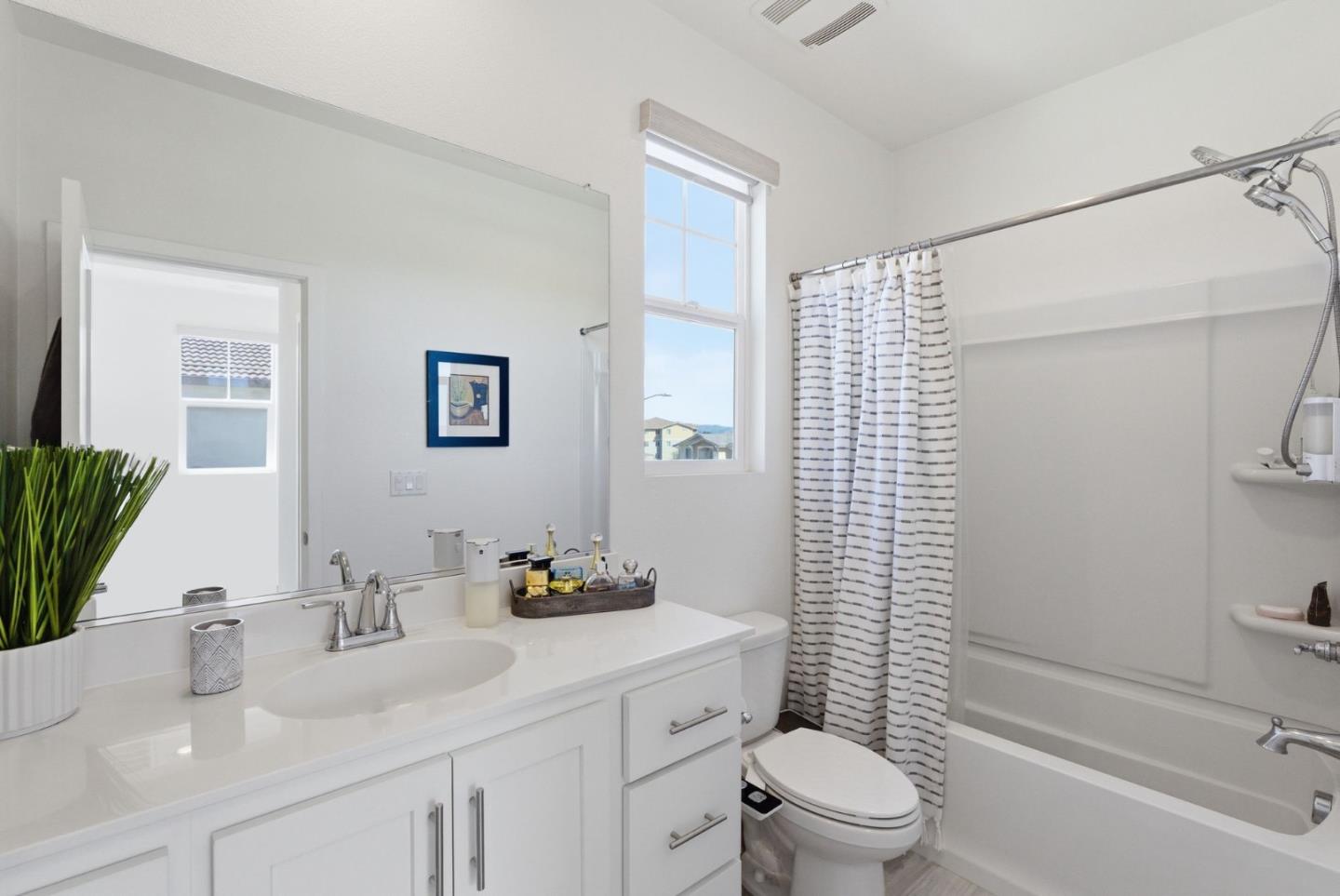 1325 Hernandez Way Gilroy, CA 95020 - Photo 28 of 31