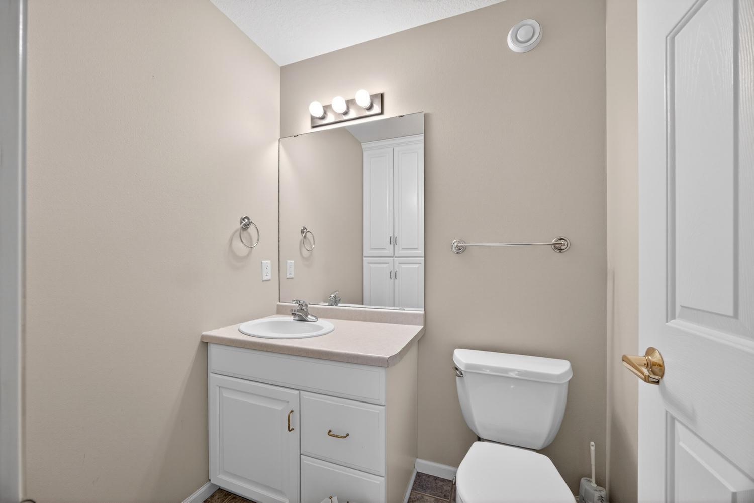 1603 16th Avenue Southwest Austin, MN 55912 - Photo 20 of 27