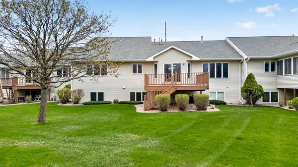 $320,000 | 1603 16th Avenue Southwest, Austin, MN 55912