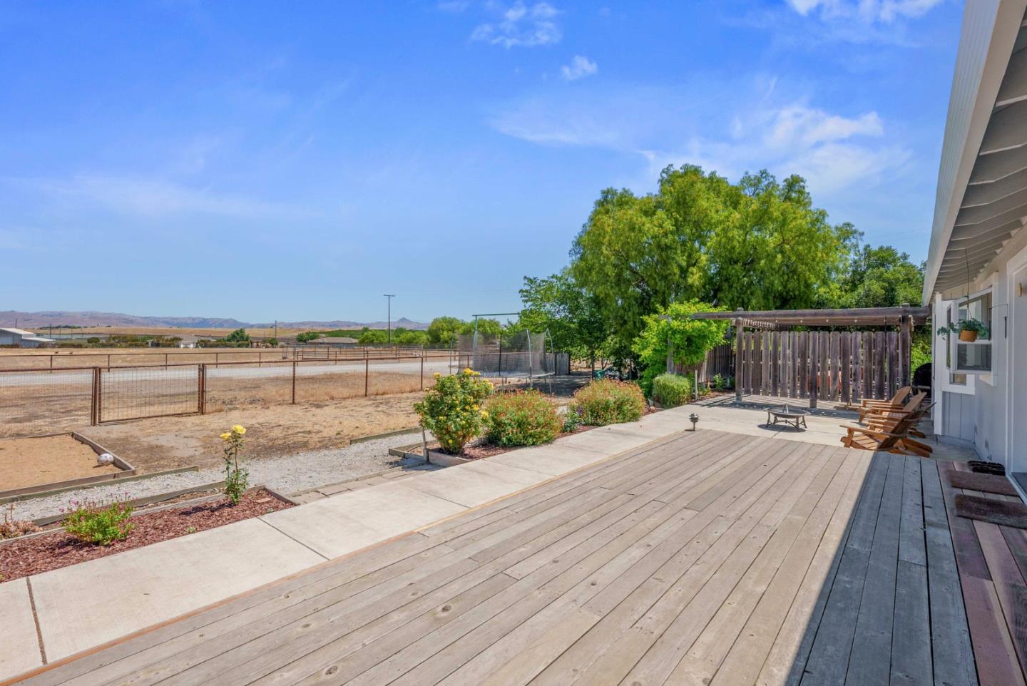 1150 Wright Road Hollister, CA 95023 - Photo 11 of 68