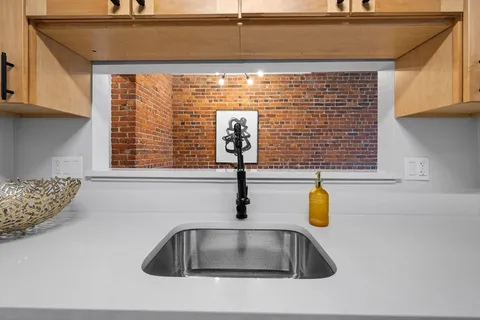 $569,000 | 141 Savin Hill Avenue, Unit C23, Boston, MA 02125