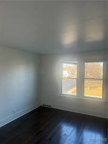 $1,300 | 169 Nassau Avenue, Unit 12, Tonawanda, NY 14217