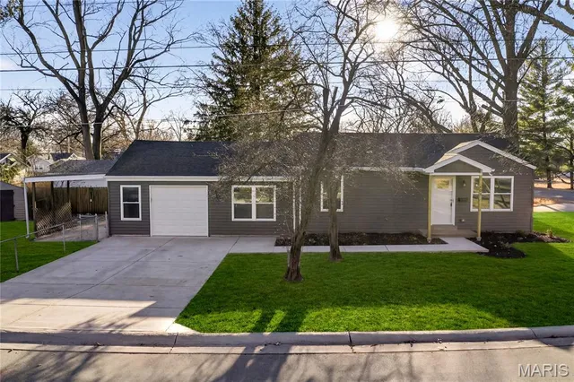 $214,900 | 604 Harrison Street, Florissant, MO 63031