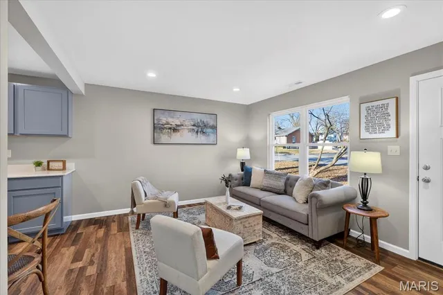 $209,900 | 604 Harrison Street, Florissant, MO 63031