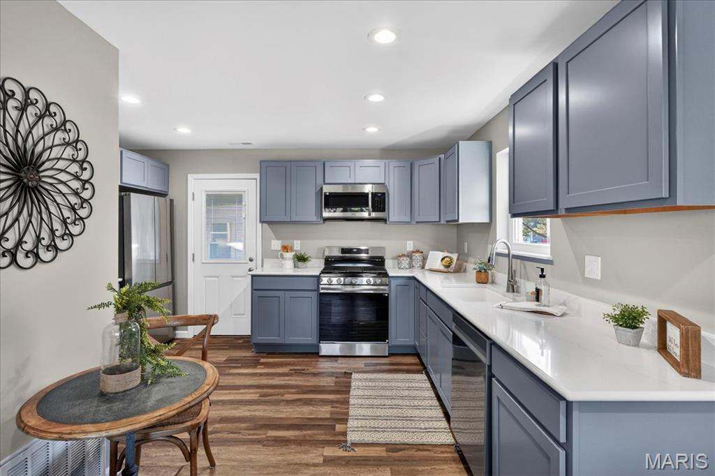 604 Harrison Street Florissant, MO 63031 - Photo 10 of 27