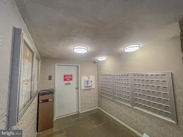 $1,850 | 3245 Rio Drive, Unit 610, Falls Church, VA 22041