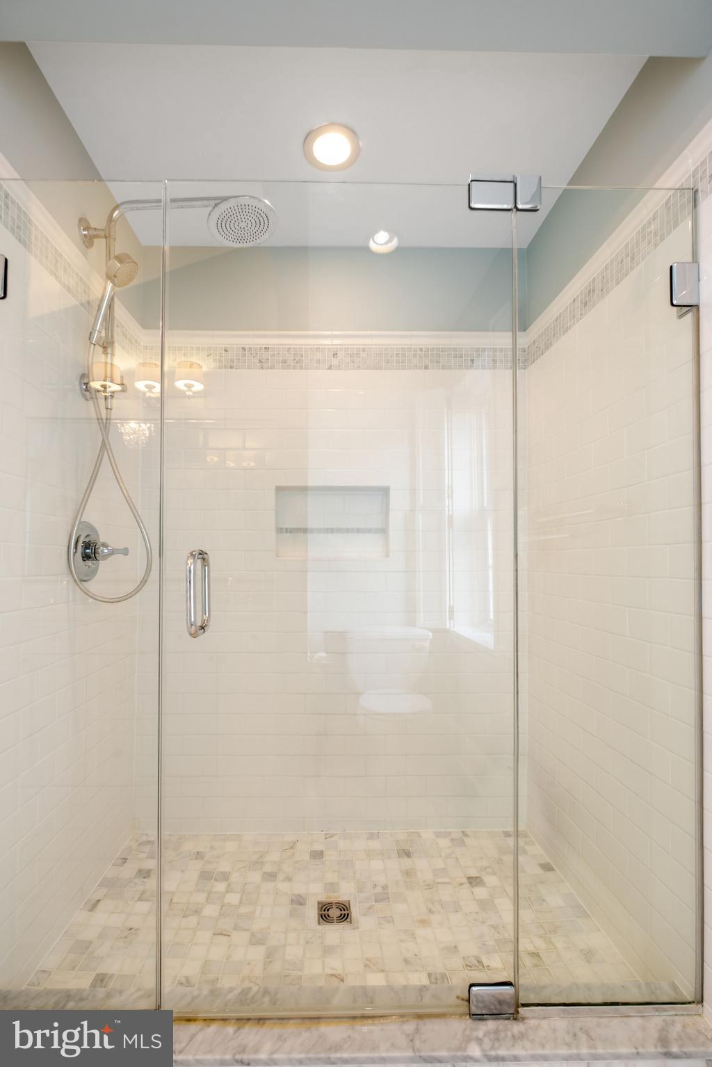908 South Front Street Philadelphia, PA 19147 - Photo 18 of 27 a bathroom with a shower