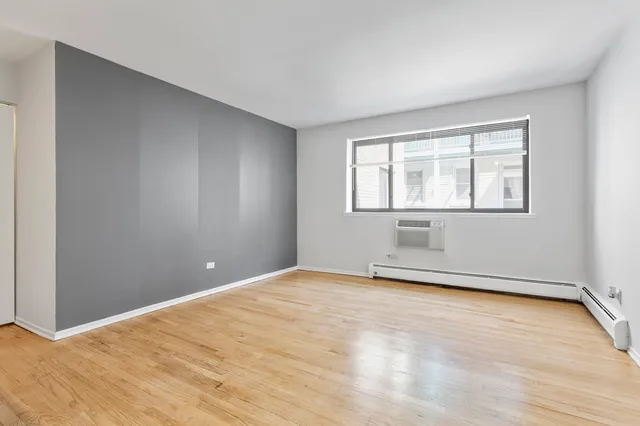 $1,209 | 6758 North Sheridan Road, Unit 238, Chicago, IL 60626