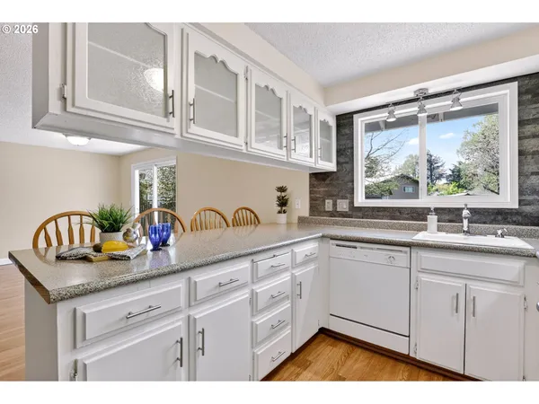 $519,950 | 640 Stonehill Street, Gladstone, OR 97027