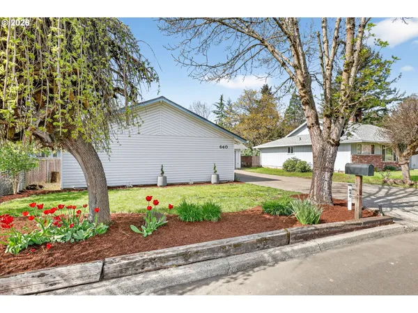$519,950 | 640 Stonehill Street, Gladstone, OR 97027
