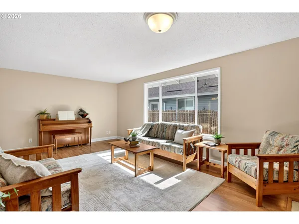 $519,950 | 640 Stonehill Street, Gladstone, OR 97027