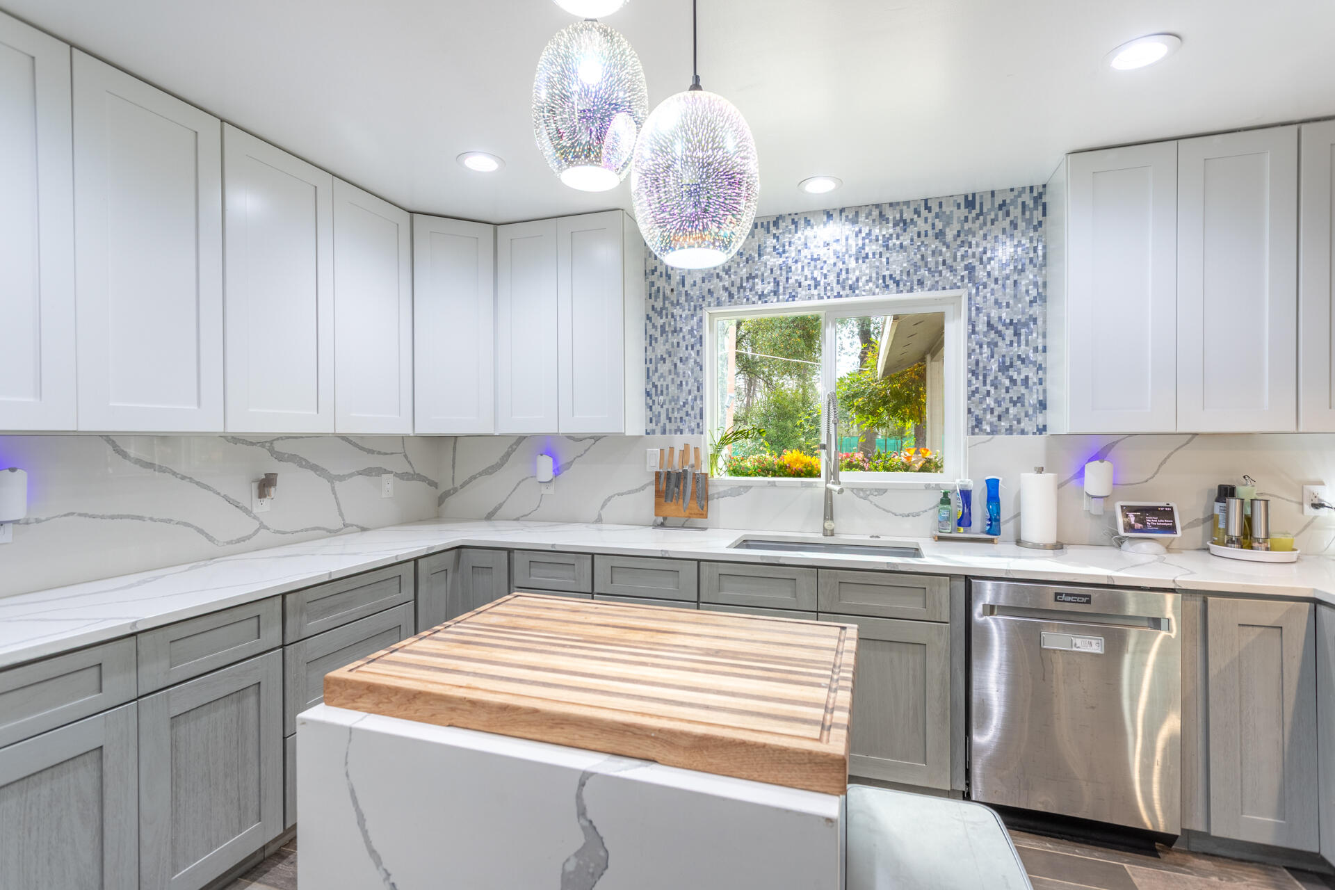 6188 Happy Valley Road Anderson, CA 96007 - Photo 26 of 58 Kitchen 5