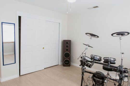 642 Regency Court Ridgecrest, CA 93555 - Photo 28 of 33 a view of a workspace with furniture