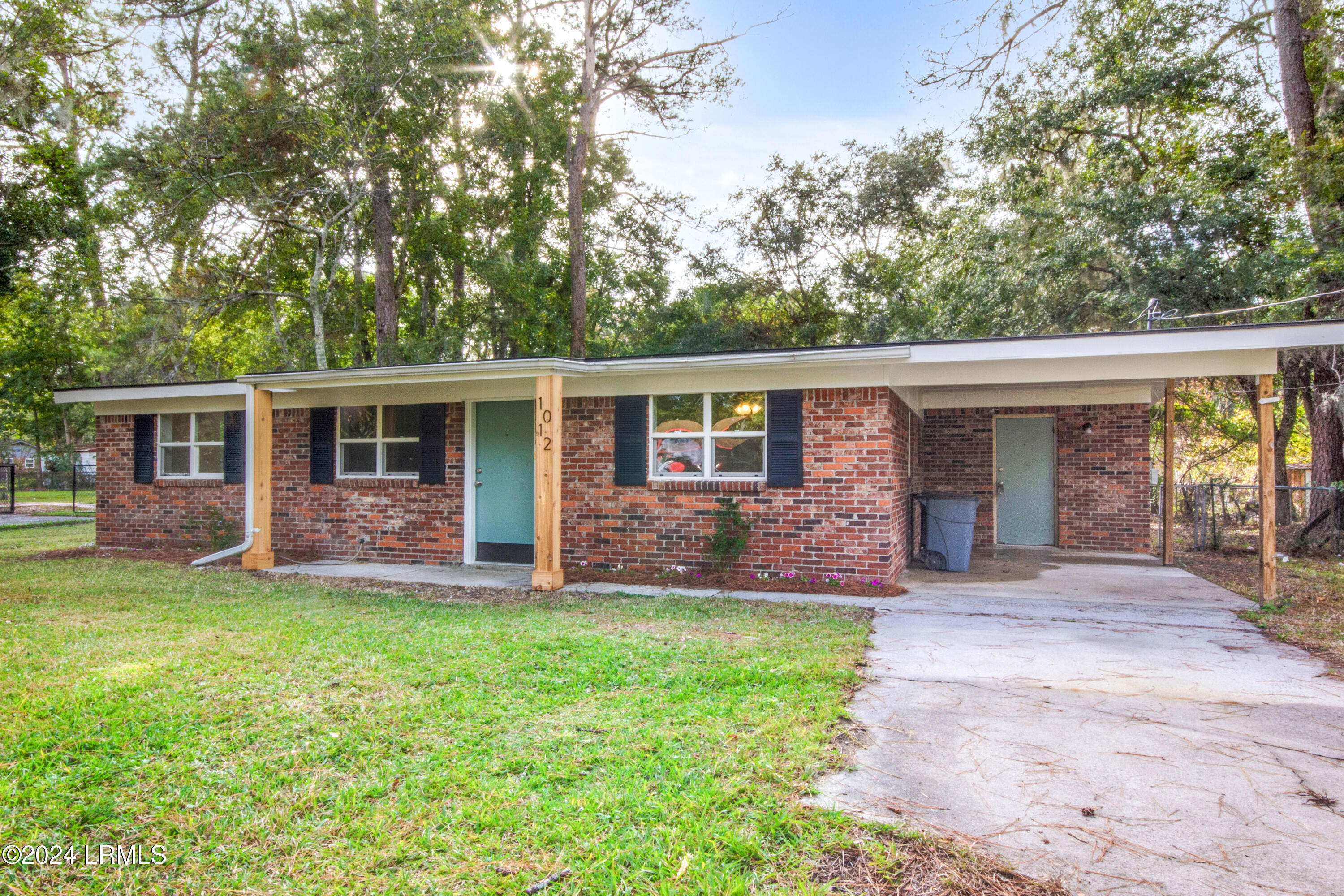 1012 State Rd S-7-466 Beaufort, SC 29906 - Photo 26 of 35 IMG_2052xl-1