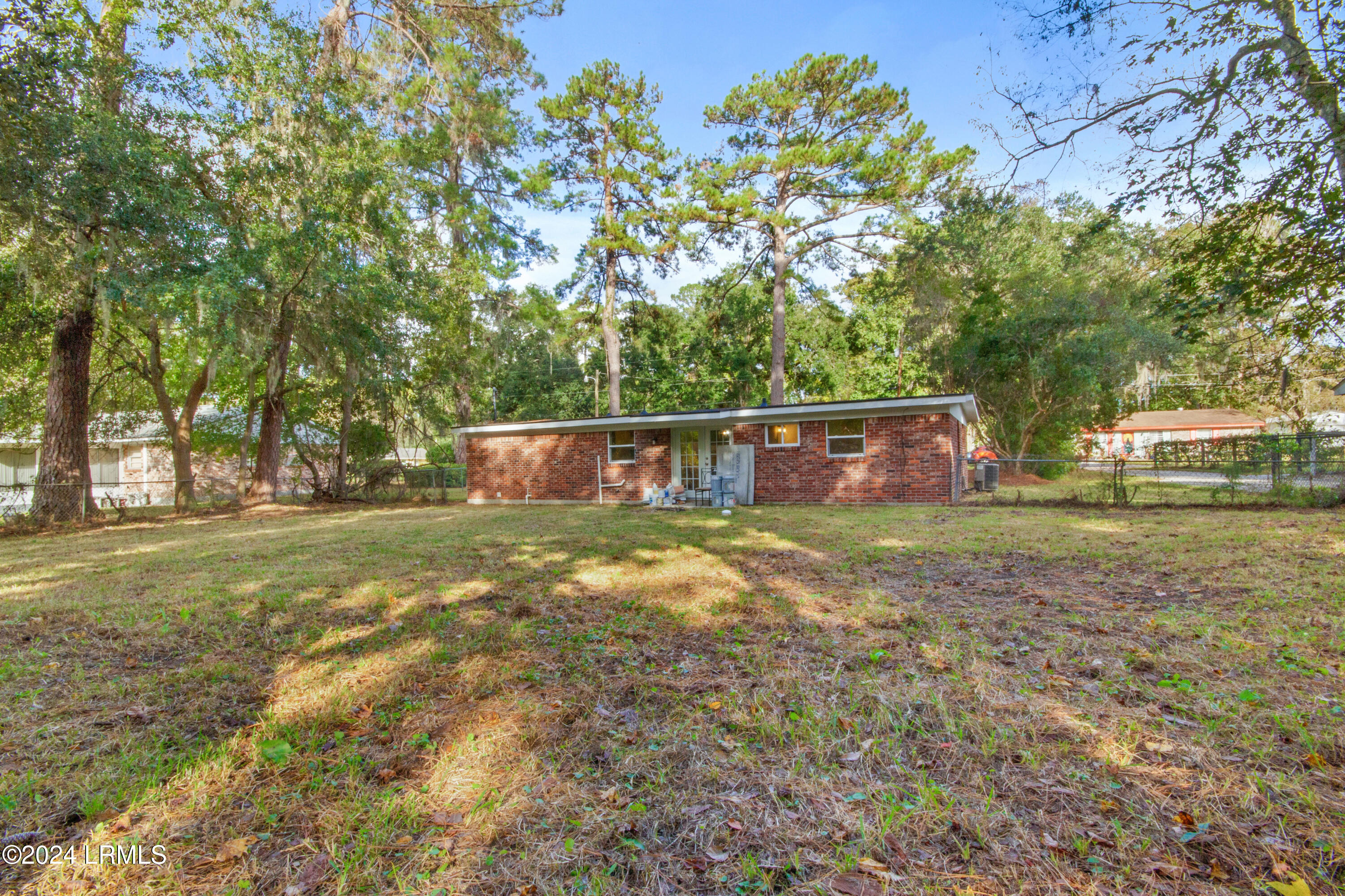 1012 State Rd S-7-466 Beaufort, SC 29906 - Photo 30 of 35 IMG_2072-xl-1