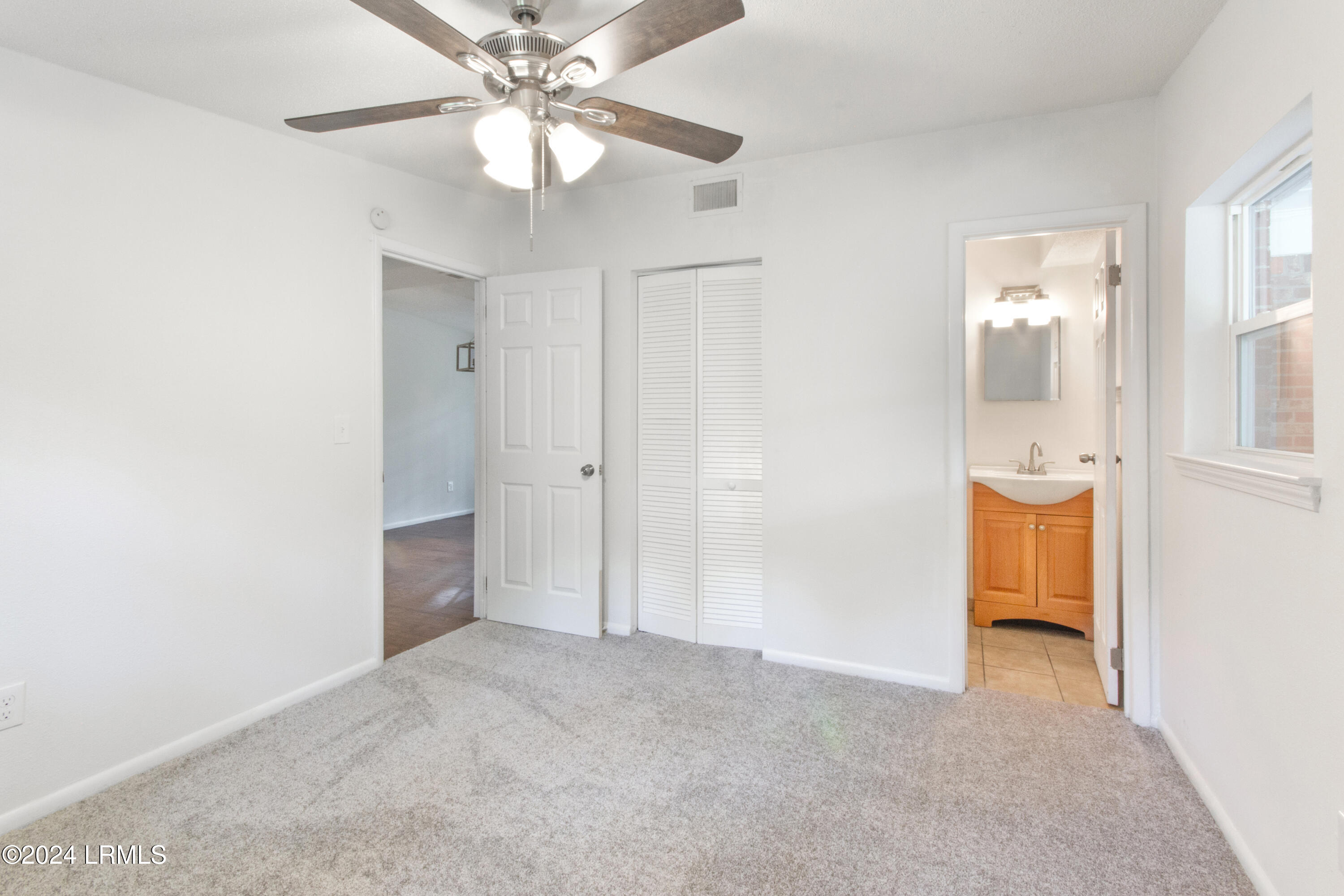 1012 State Rd S-7-466 Beaufort, SC 29906 - Photo 9 of 35 011--BR1 IMG_2198