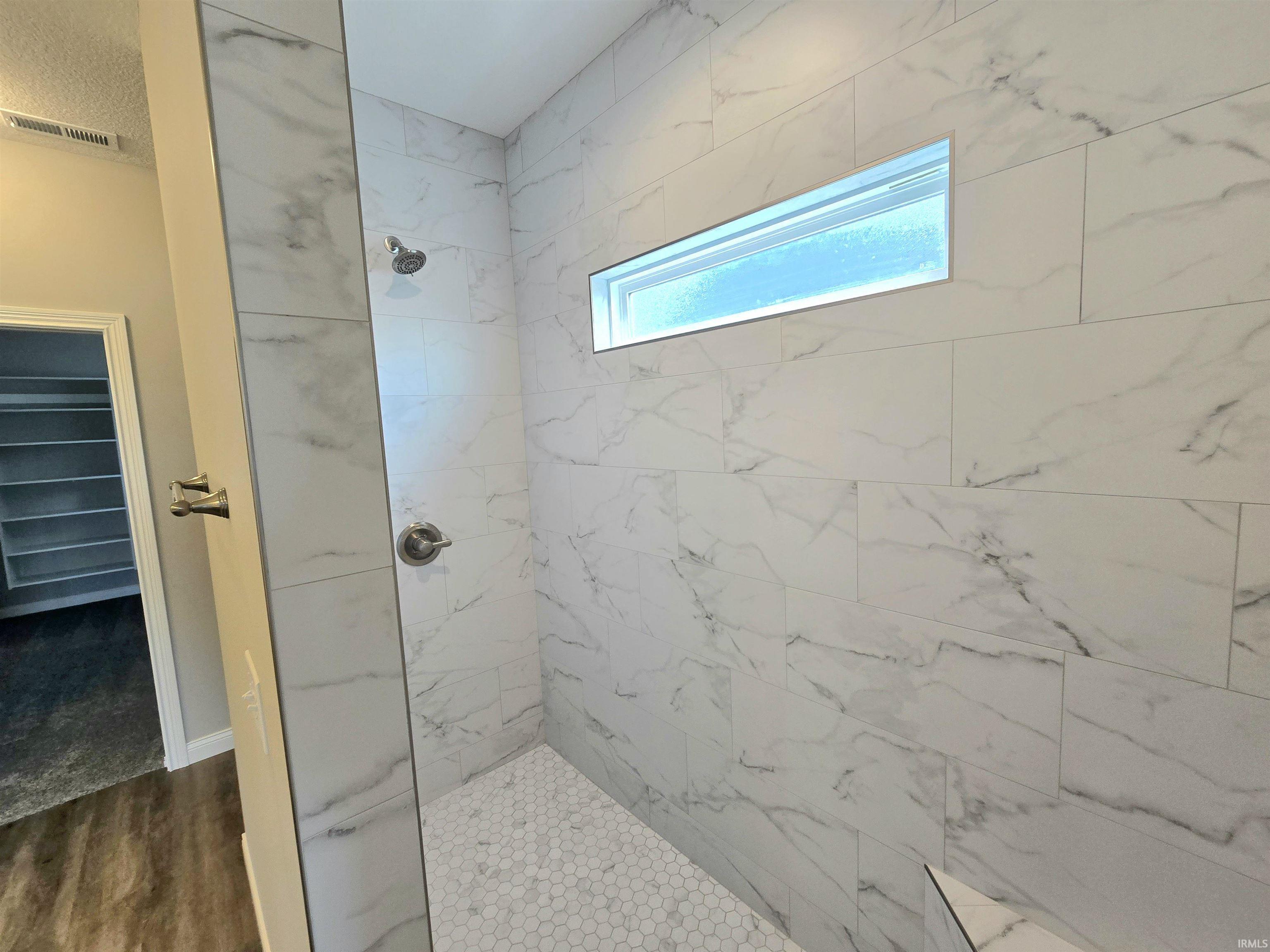 5463 Rio Azul Cove Fort Wayne, IN 46818 - Photo 12 of 19 Gallery Image 12