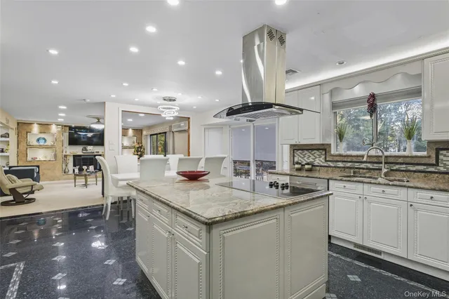 $1,988,000 | 258 Half Hollow Road, Dix Hills, NY 11746