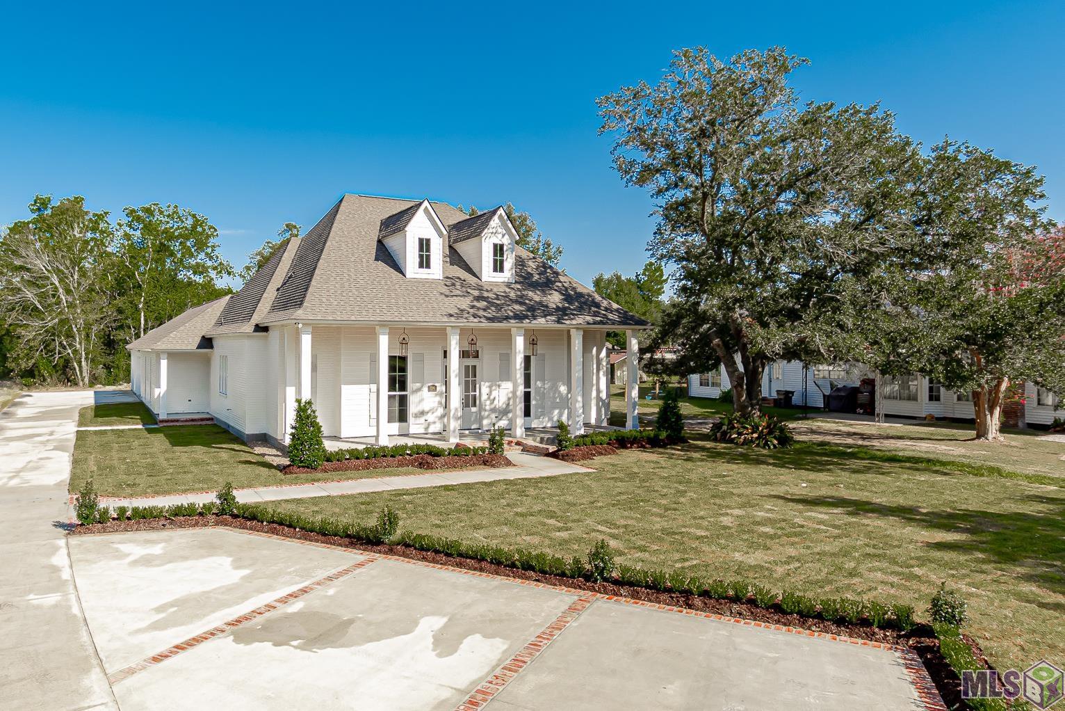 37202 Swamp Road Prairieville, LA 70769 - Photo 2 of 50 Gallery Image 2