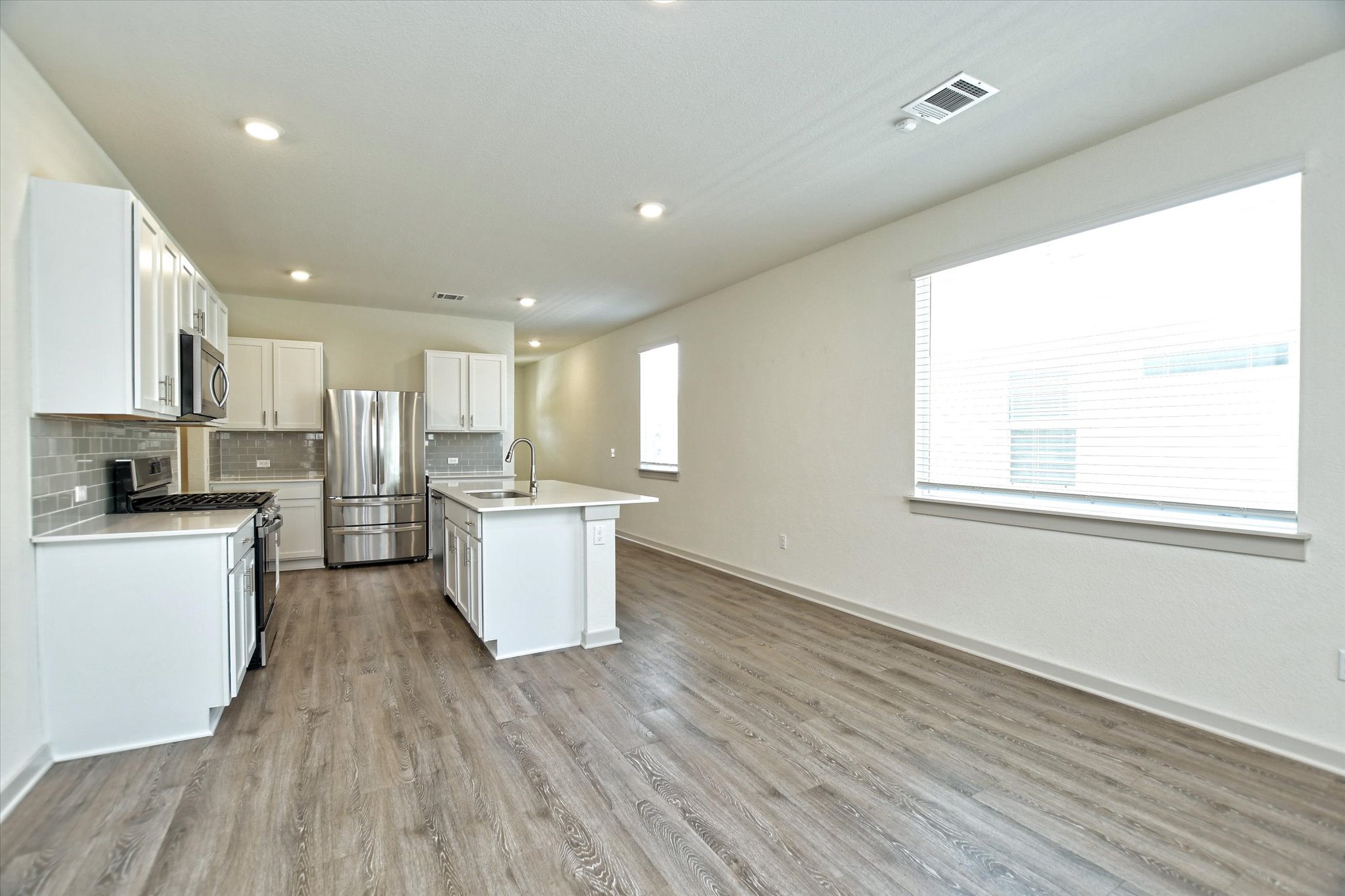 204 Merrick Road Georgetown, TX 78628 - Photo 11 of 31 Gallery Image 11
