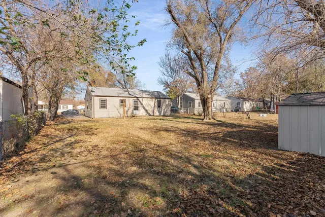 $99,900 | 909 West Davis Drive, Wichita, KS 67217