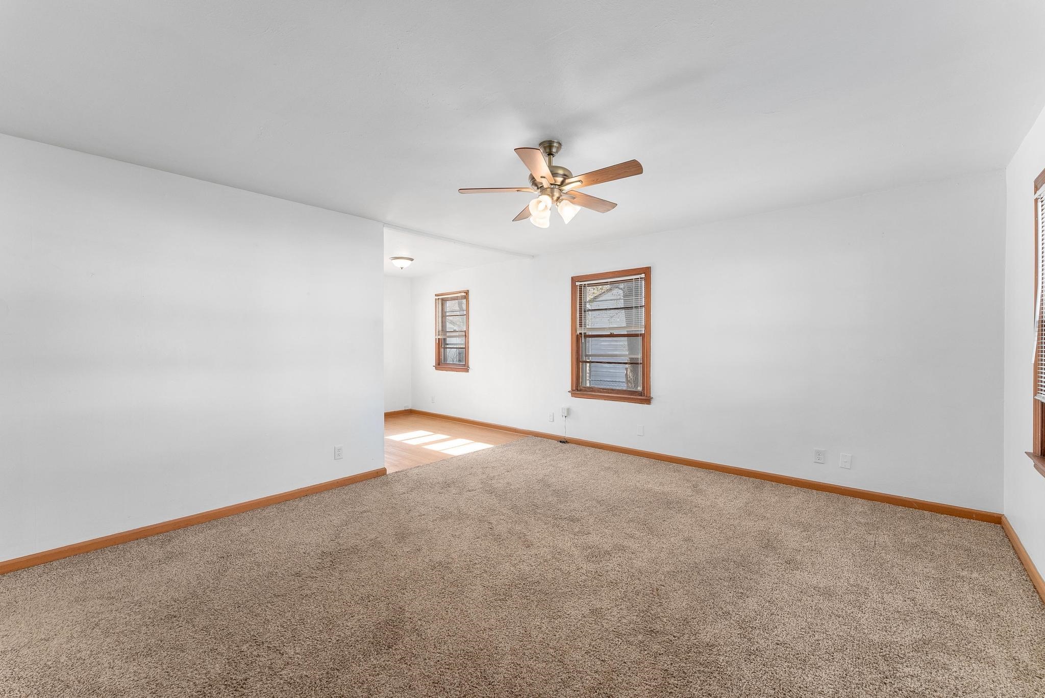 909 West Davis Drive Wichita, KS 67217 - Photo 4 of 22