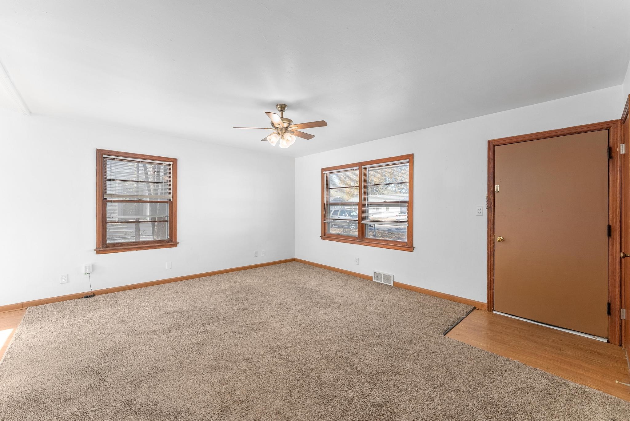 909 West Davis Drive Wichita, KS 67217 - Photo 6 of 22