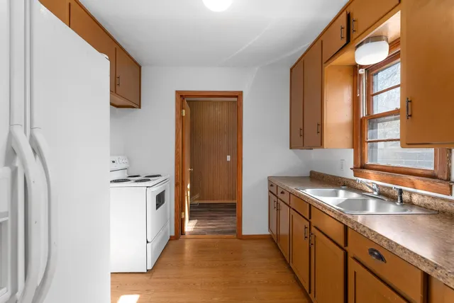 $99,900 | 909 West Davis Drive, Wichita, KS 67217